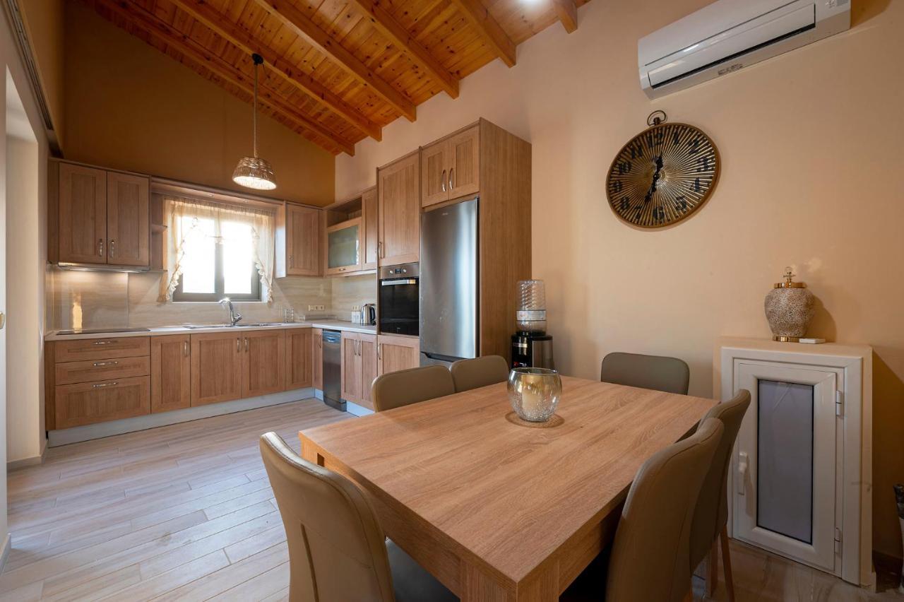Villas Chrysanthi 스투파 외부 사진